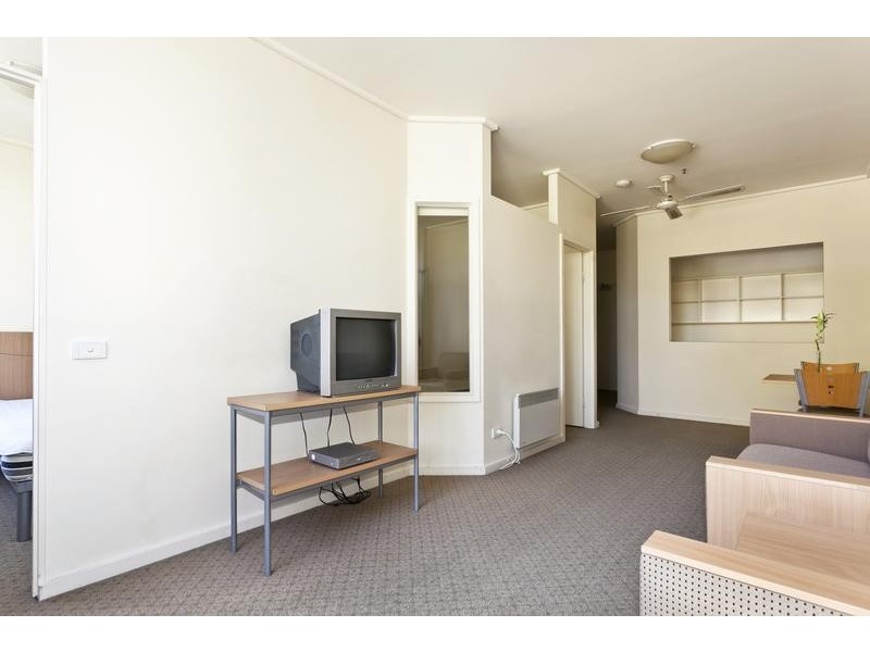 1112/570 Lygon Street, Carlton VIC 3053