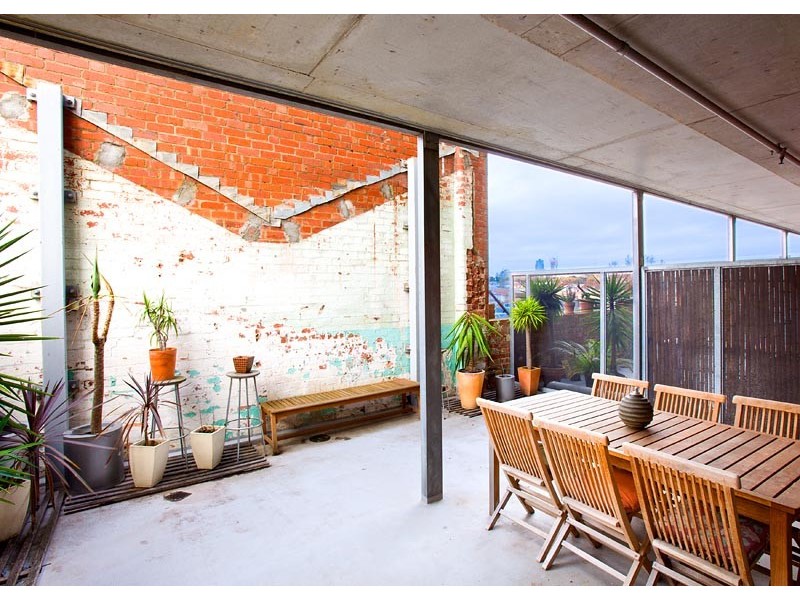 210/416 Gore Street, Fitzroy VIC 3065