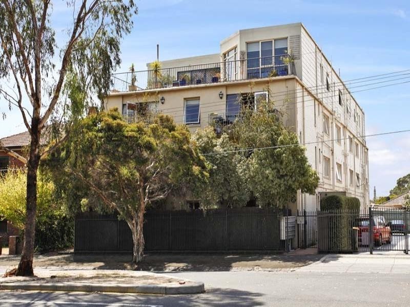 17/825 Park Street, Brunswick VIC 3056