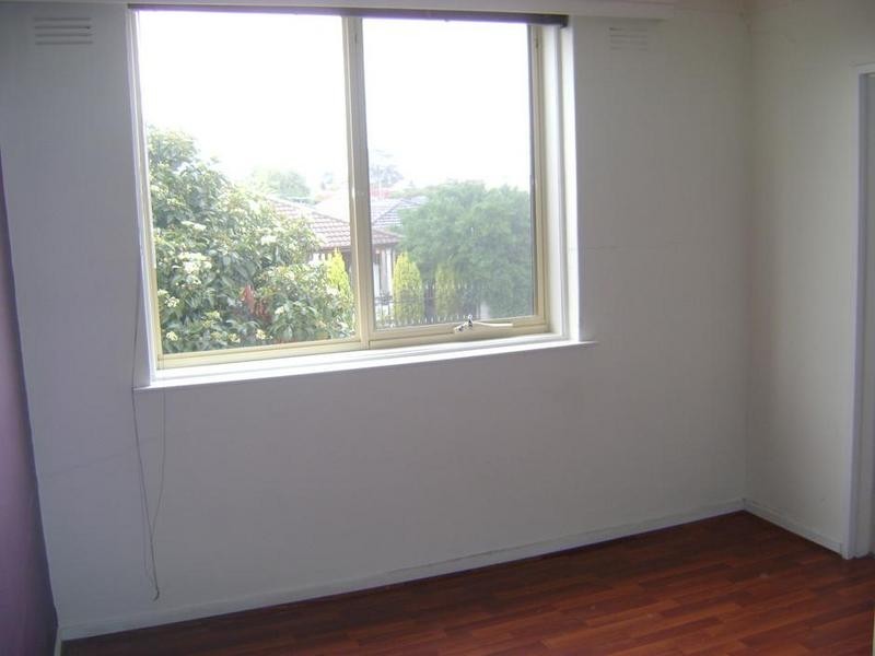 2/15 De Carle Street, Brunswick VIC 3056