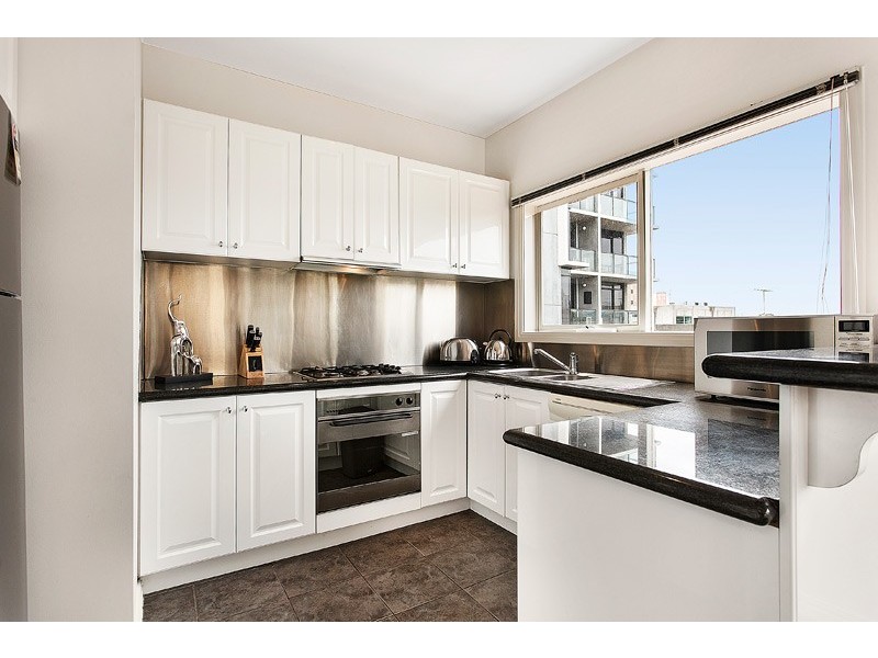 17/650 Swanston Street, Carlton VIC 3053