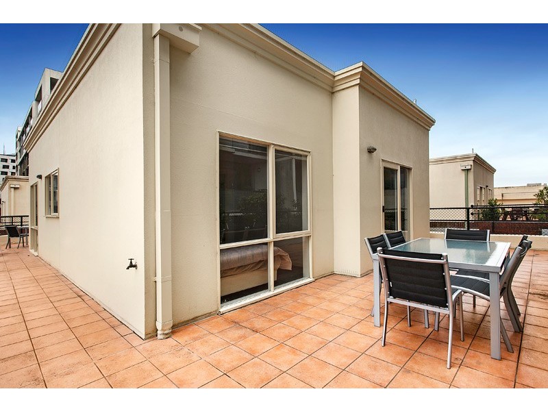 17/650 Swanston Street, Carlton VIC 3053