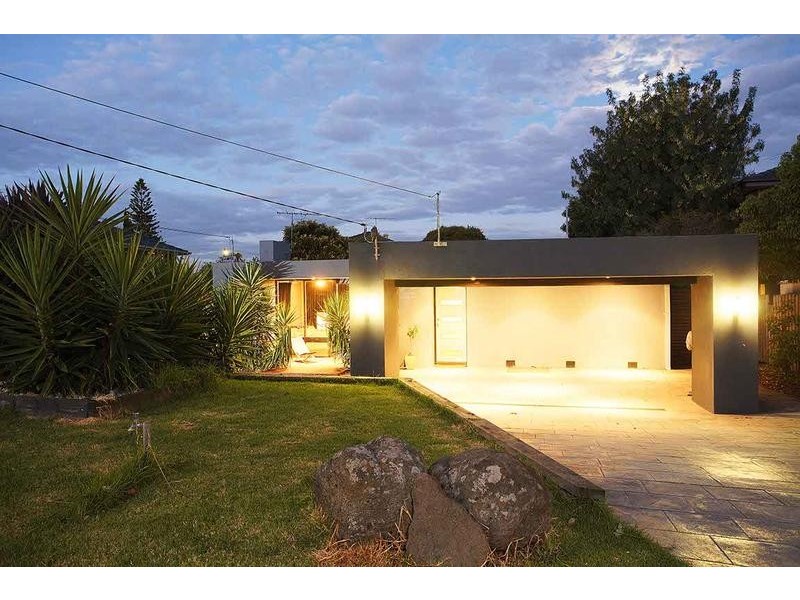 26 Judith St, Keilor East VIC 3033