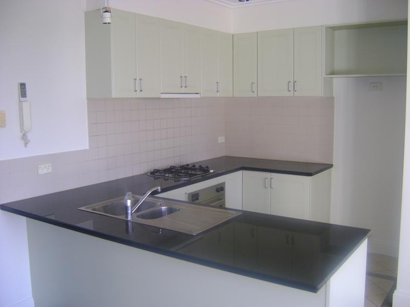 5/7 Owen Street, Carlton VIC 3053