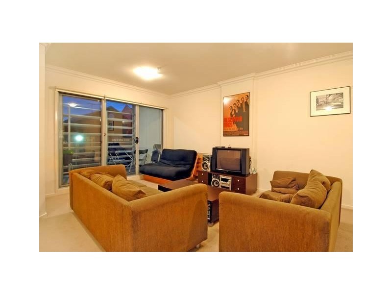 18/97 Brickworks Drive, Brunswick VIC 3056