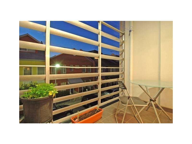 18/97 Brickworks Drive, Brunswick VIC 3056