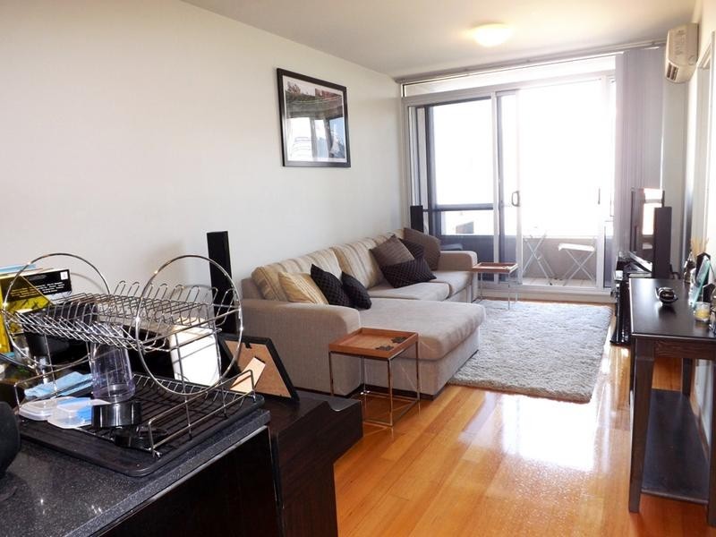 908/1 Bouverie Street, Carlton VIC 3053