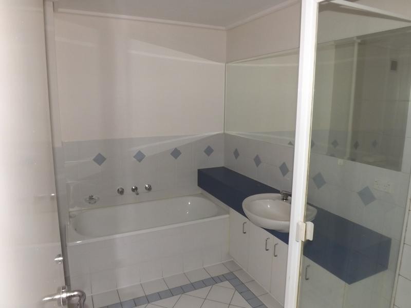 5/2 Macarthur Road, Parkville VIC 3052