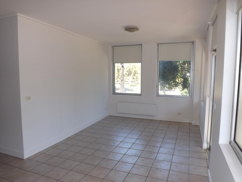 5/2 Macarthur Road, Parkville VIC 3052