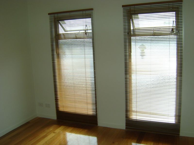 2/45 St Vigeons Road, Reservoir VIC 3073