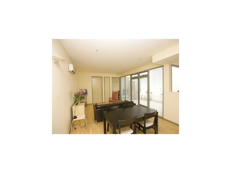 5/8 Court House Place, Carlton VIC 3053