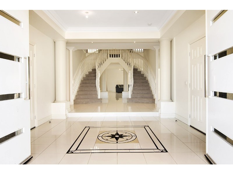 12 Wetherby Court, Hillside VIC 3037