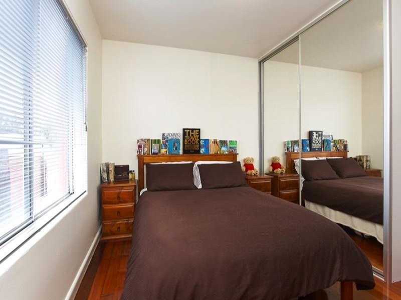 6/18 Pender Street, Thornbury VIC 3071