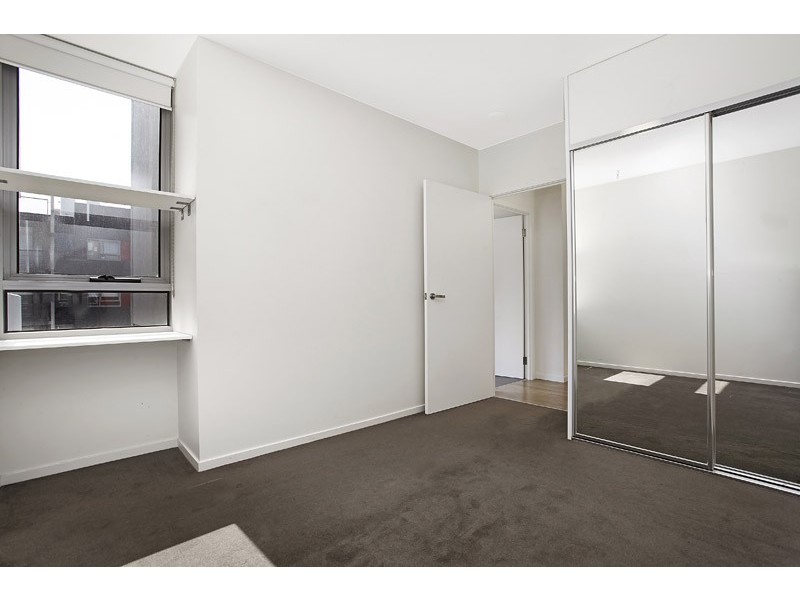 204/20 Reeves Street, Carlton VIC 3053