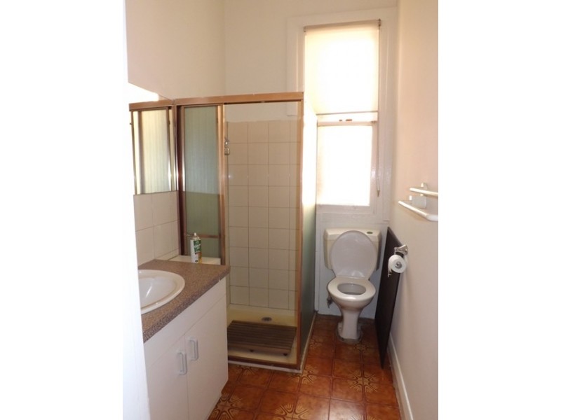 rear/108 Rathdowne Street, Carlton VIC 3053