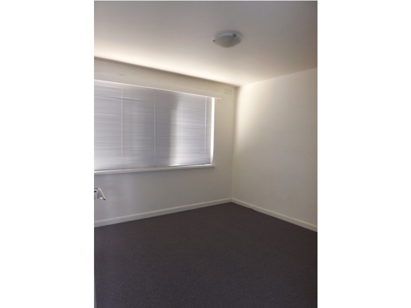 3/90 Dover Street, Flemington VIC 3031