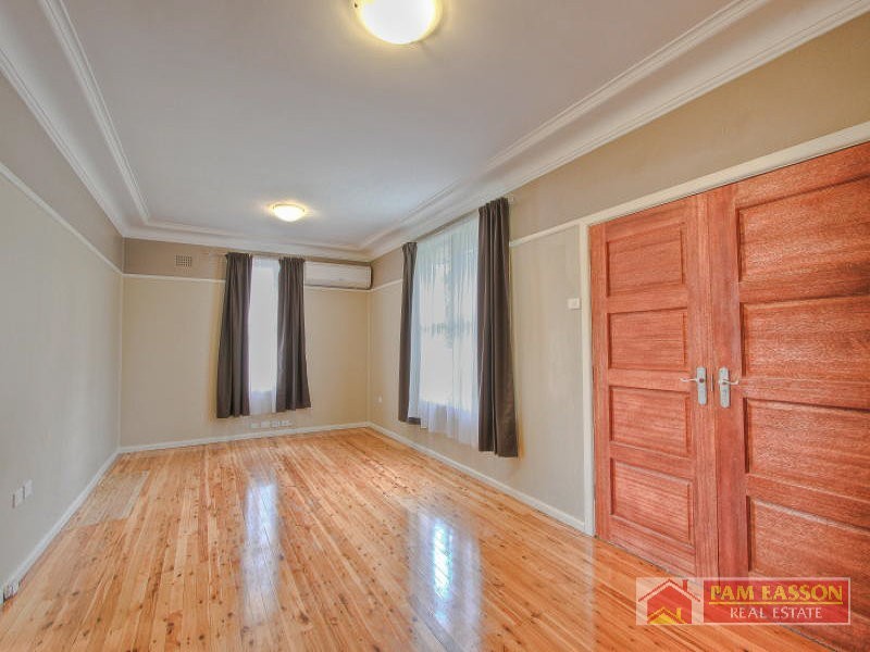 18 Charles Street, Oatlands NSW 2117