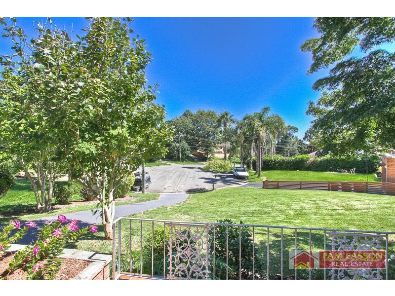 8 Altona Place, North Rocks NSW 2151