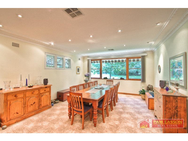 10 Wyoming Ave, Oatlands NSW 2117