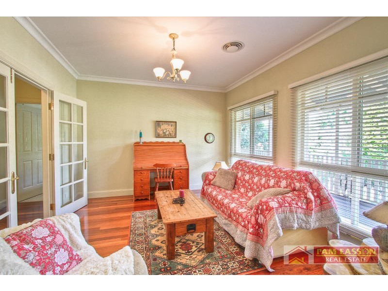 6 Tulong Ave, Oatlands NSW 2117