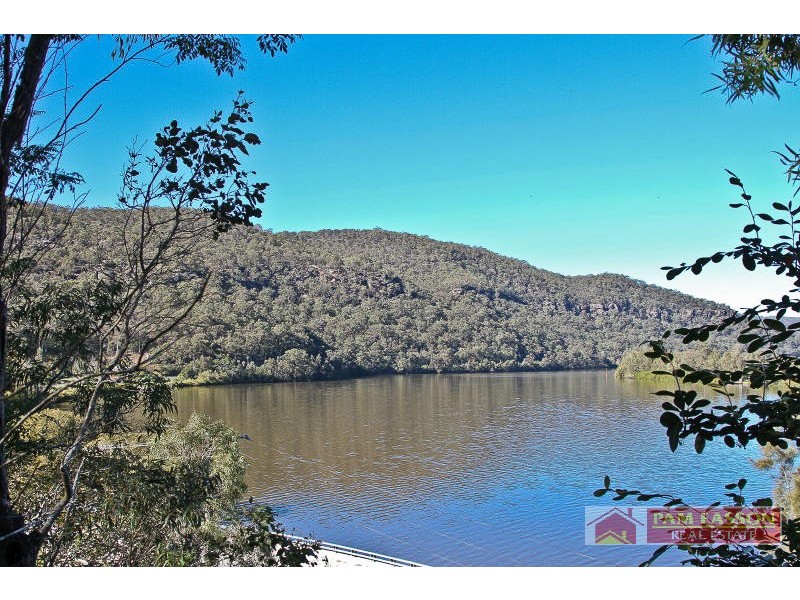 6732 Wisemans Ferry Road, Gunderman NSW 2775