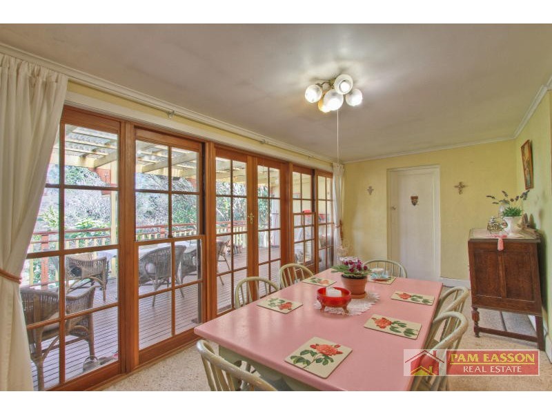 14 Windermere Avenue, Northmead NSW 2152