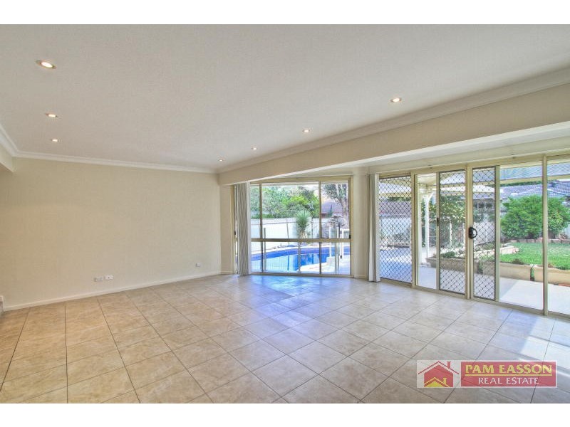 14 Leysdown Ave, North Rocks NSW 2151