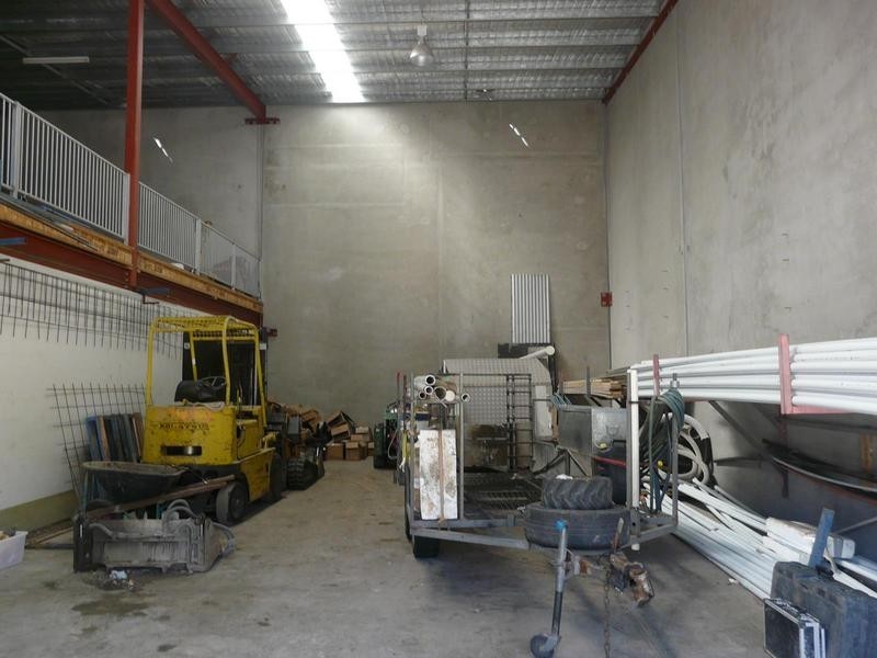 9/11 McIntosh Drive, Mayfield West NSW 2304