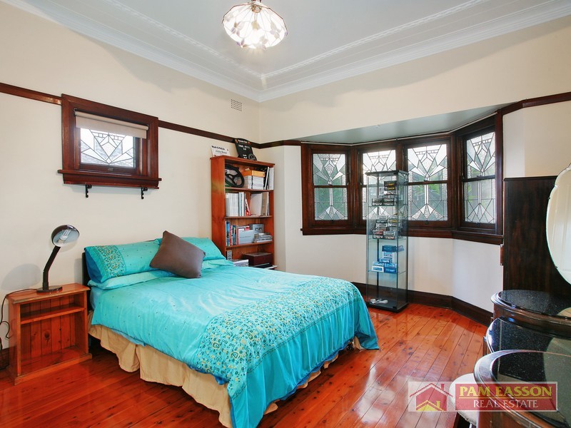 2 Raymond Avenue, Northmead NSW 2152