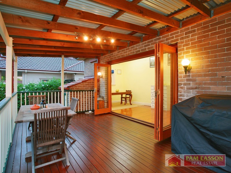 2 Raymond Avenue, Northmead NSW 2152