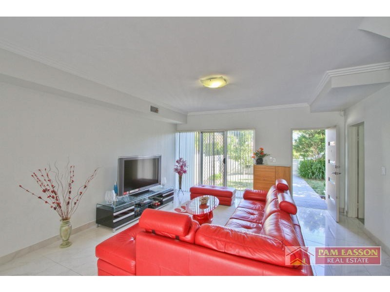 2/26 Bettington Road, Oatlands NSW 2117