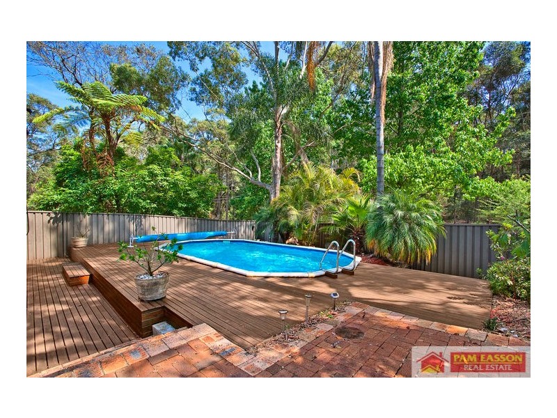 18 Plymouth Ave, North Rocks NSW 2151