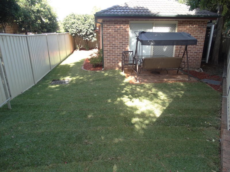 2/11 Brooker Avenue, Oatlands NSW 2117