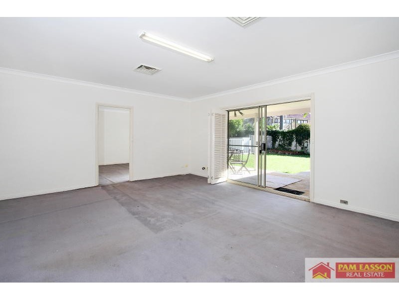 29 Strathalbyn Drive, Oatlands NSW 2117