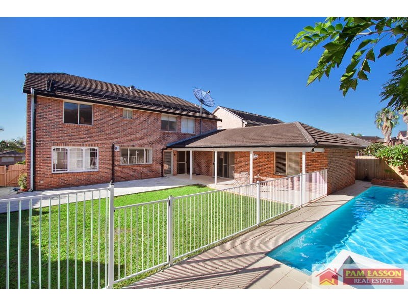 29 Strathalbyn Drive, Oatlands NSW 2117