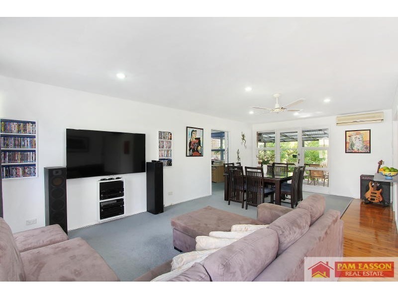 8 Tulong Ave, Oatlands NSW 2117