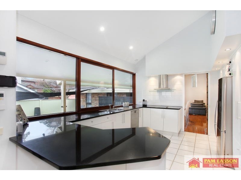 4 Acacia Court, Oatlands NSW 2117