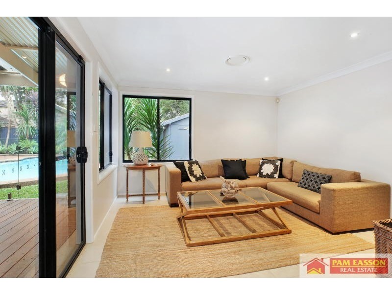 11 Greens Ave, Oatlands NSW 2117