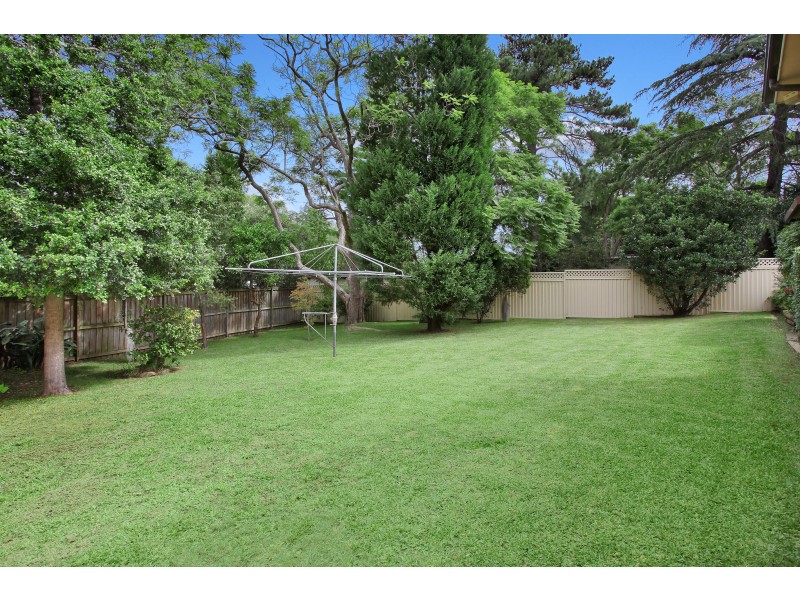 7 Holmes Ave, Oatlands NSW 2117