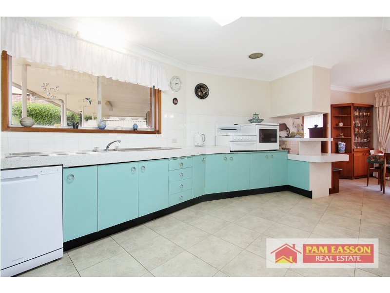 1 Holmes Ave, Oatlands NSW 2117