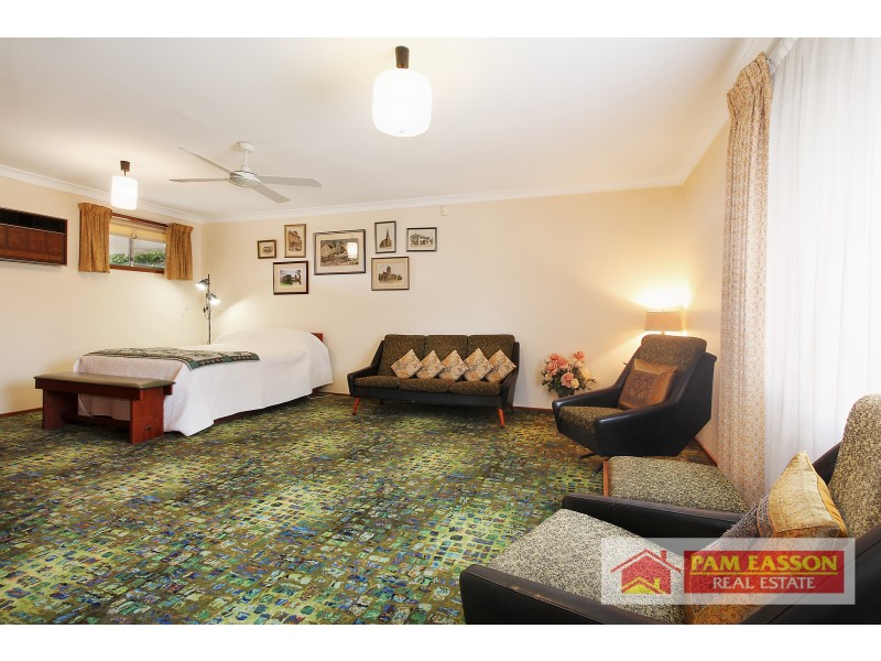 1 Holmes Ave, Oatlands NSW 2117