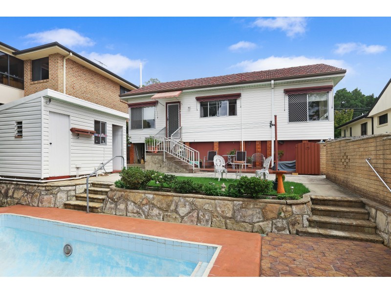 10 St Aidans Ave, Oatlands NSW 2117