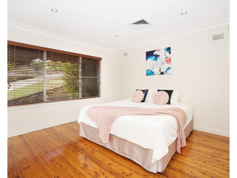 21 Woodbury Street, North Rocks NSW 2151