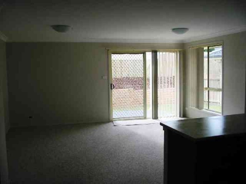 2/24 Hibiscus Avenue, Aberglasslyn NSW 2320