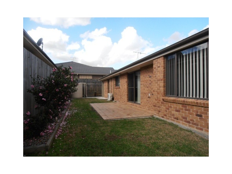 2/1 Weemala Close, Aberglasslyn NSW 2320