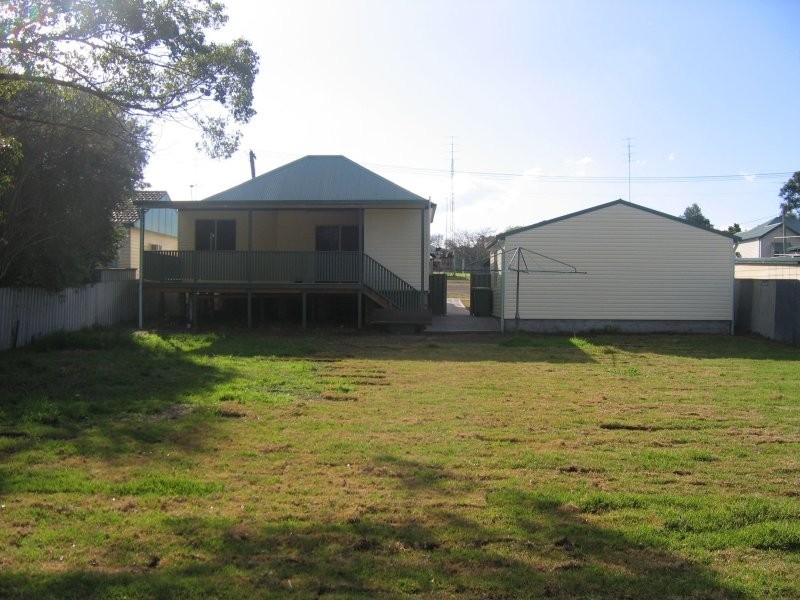 16 Edward Street, Kurri Kurri NSW 2327