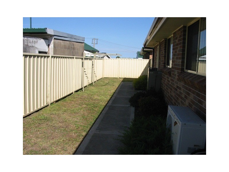 1/32 Christie, Tarro NSW 2322