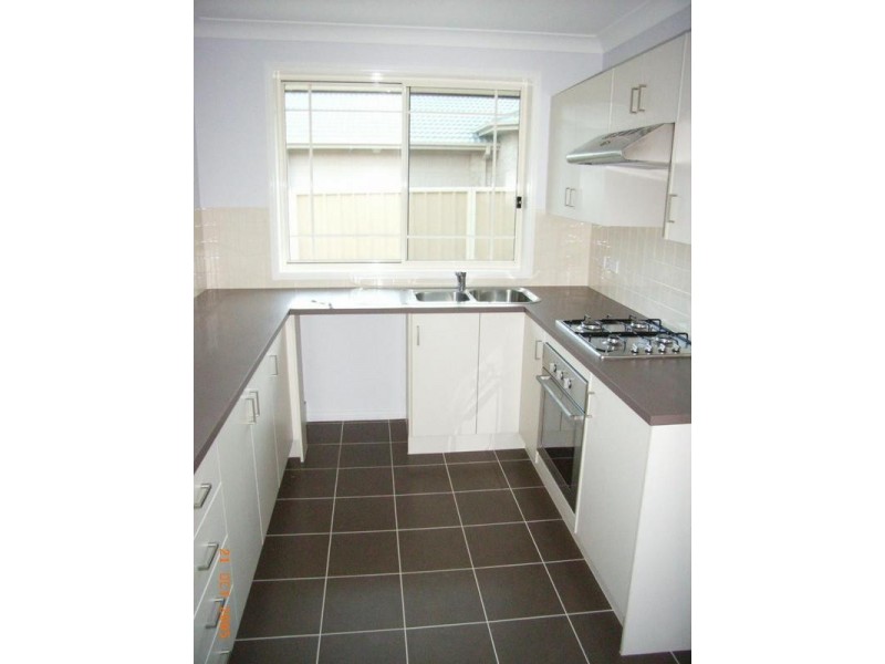 2/56 Lawson Avenue, Beresfield NSW 2322