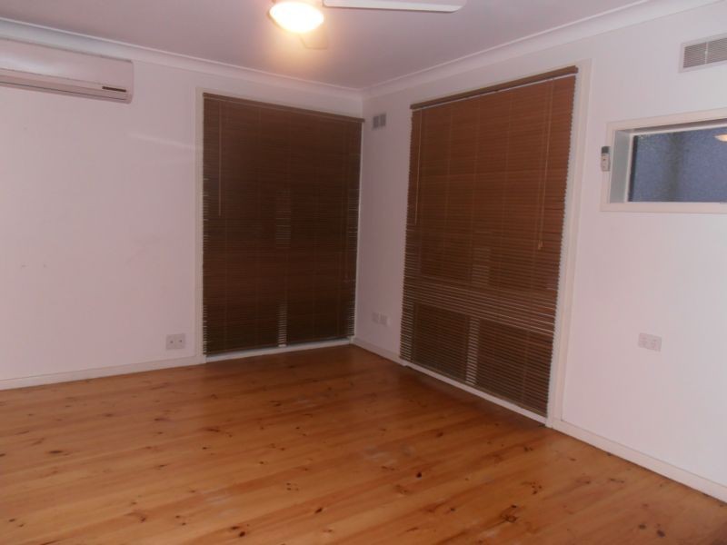 72 Lawson Avenue, Woodberry NSW 2322