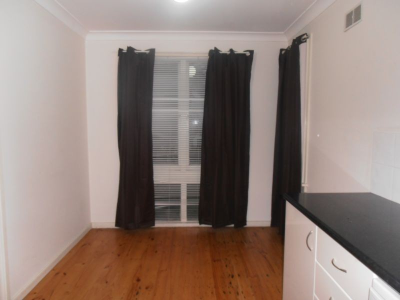 72 Lawson Avenue, Woodberry NSW 2322